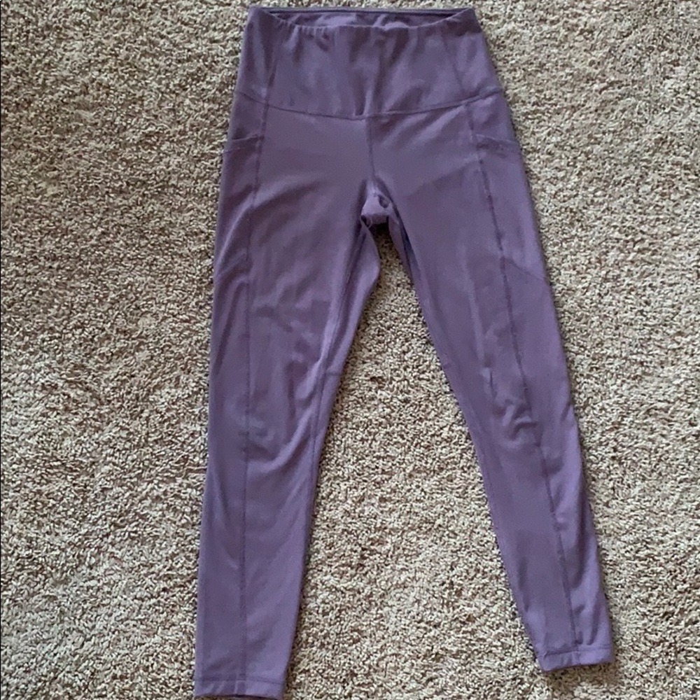 Pale purple workout leggings